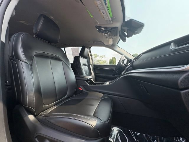 Used 2023 Jeep Grand Cherokee Limited AWD/4WD image 26