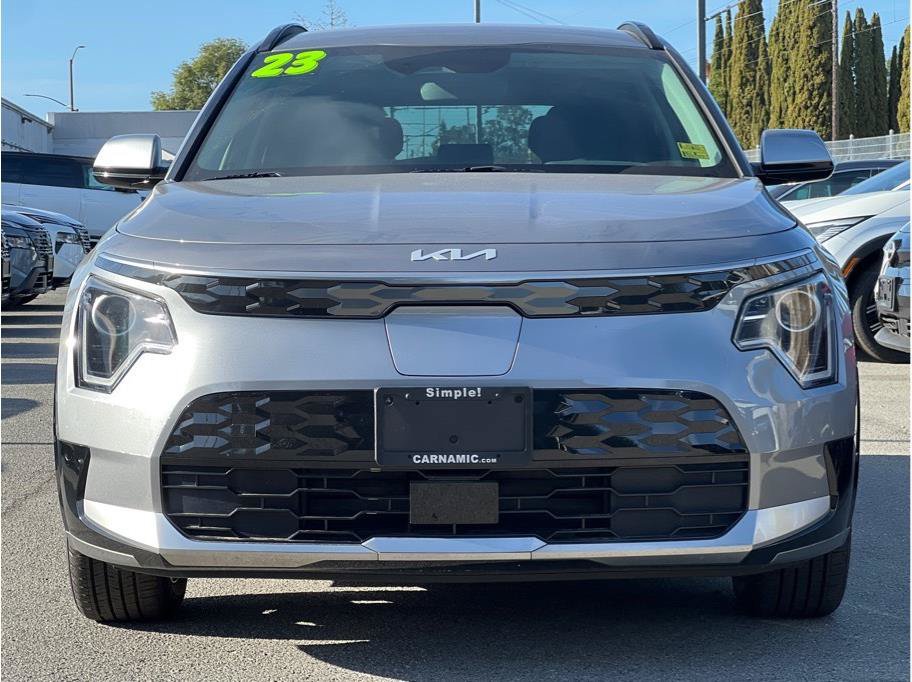 Used 2023 Kia Niro Wind FWD image 2