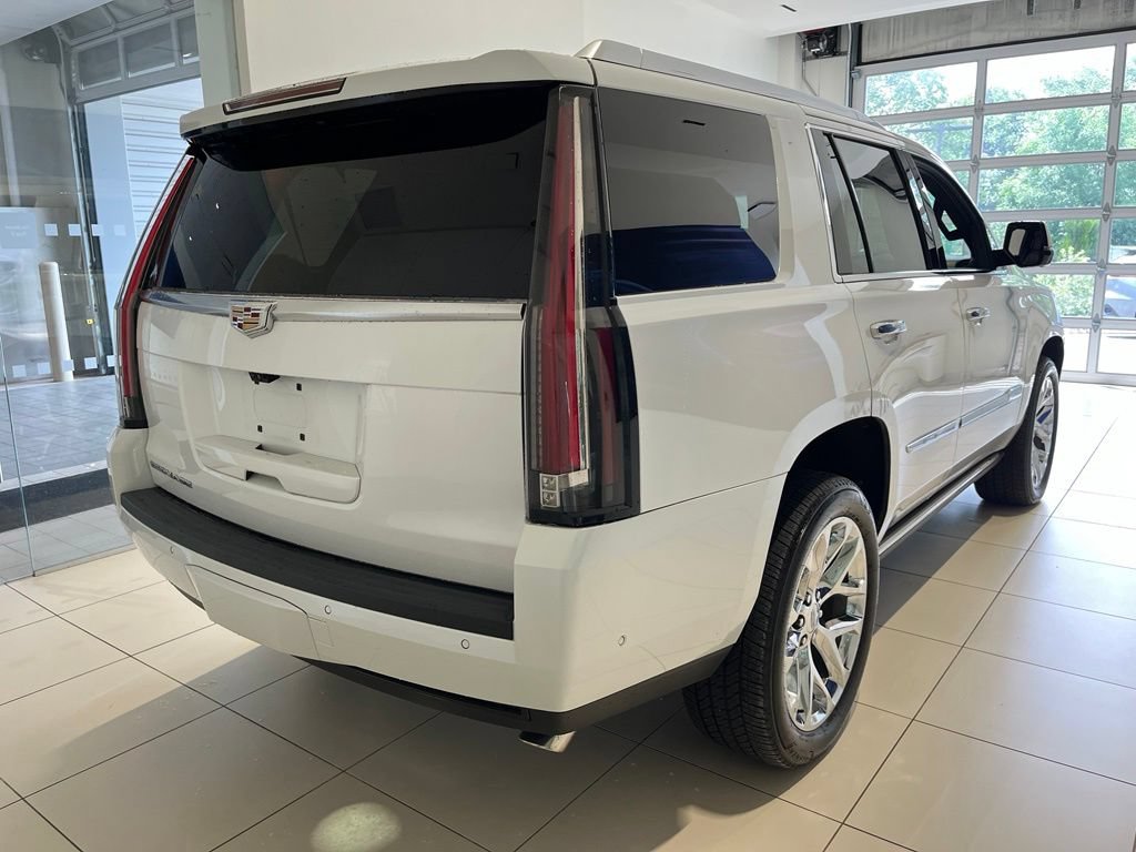 Used 2019 Cadillac Escalade Platinum AWD/4WD image 6