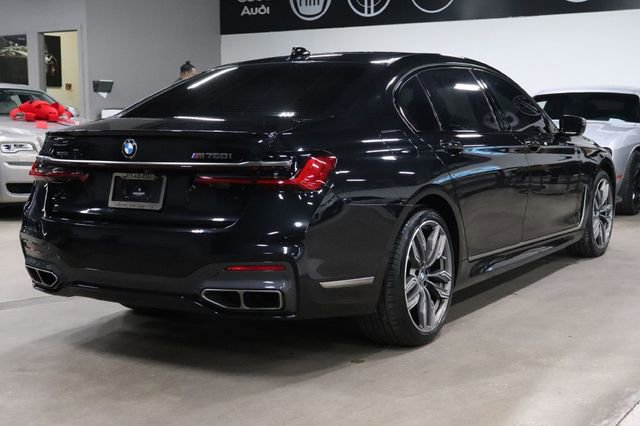 Used 2021 BMW M760i xDrive w/ Luxury Rear Seating Package image 5