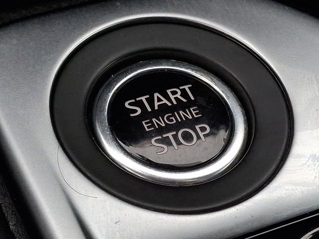 Used 2023 Nissan Sentra SR w/ SR Premium Package FWD image 24