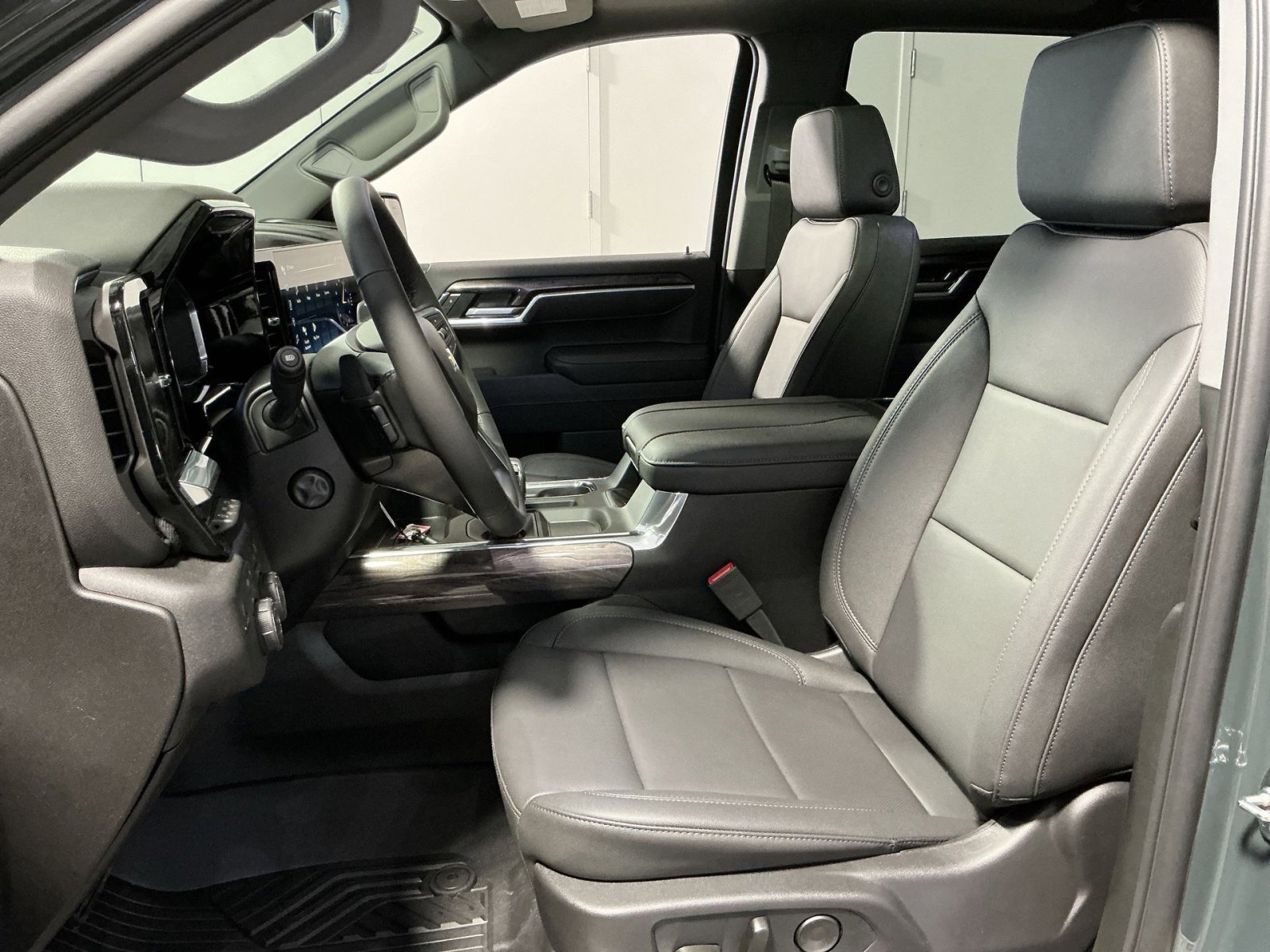 New 2026 Chevrolet Silverado 1500 LTZ image 21