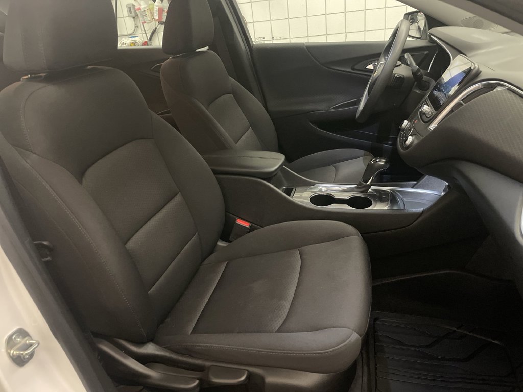 Used 2019 Chevrolet Malibu LT FWD image 20