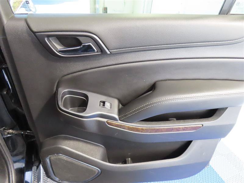 Used 2020 Chevrolet Suburban LT AWD/4WD image 28