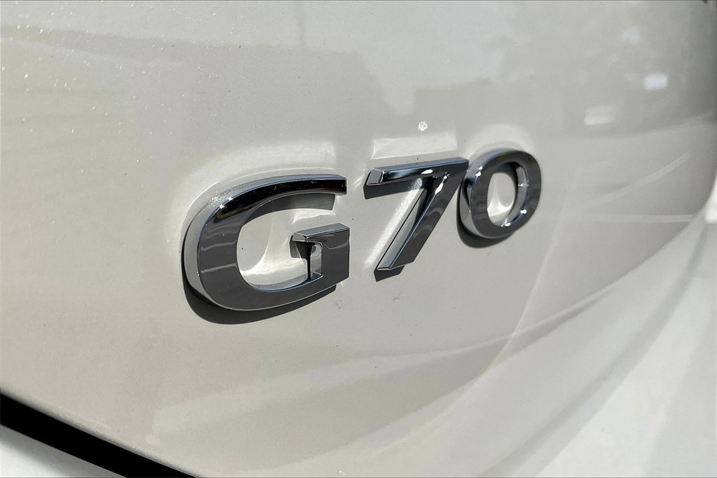 New 2026 Genesis G70 2.5T Prestige image 8