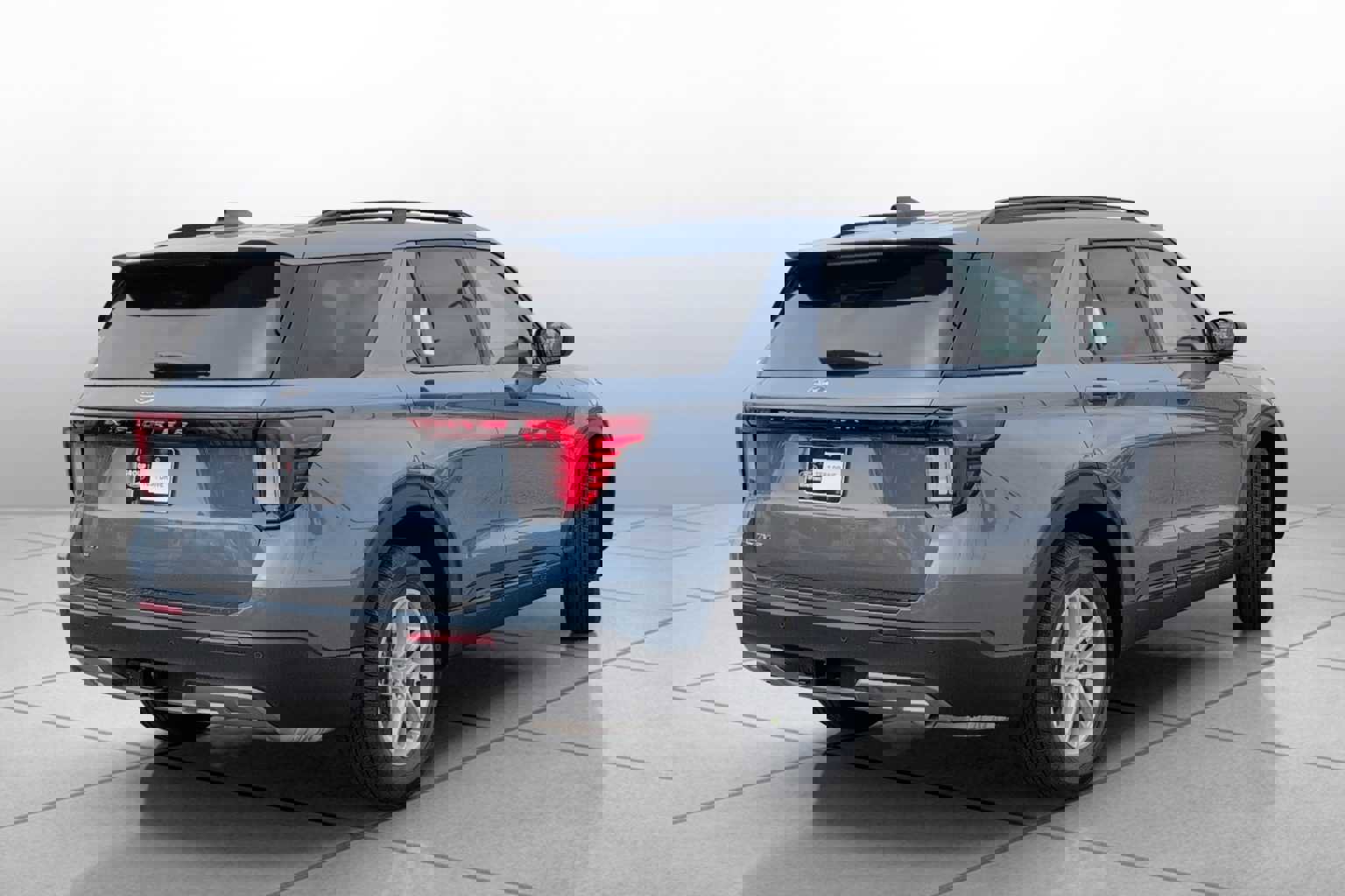 New 2026 Ford Explorer Active w/ Active Comfort Package image 14