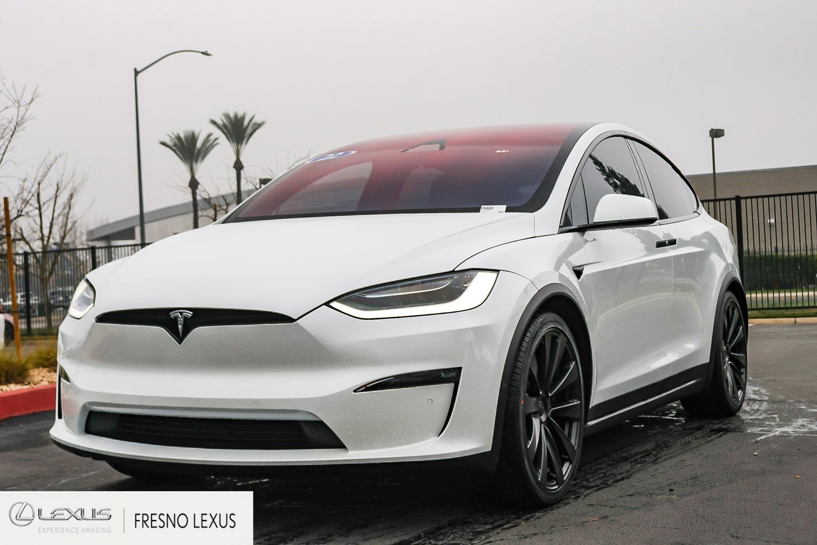 Used 2022 Tesla Model X image 3