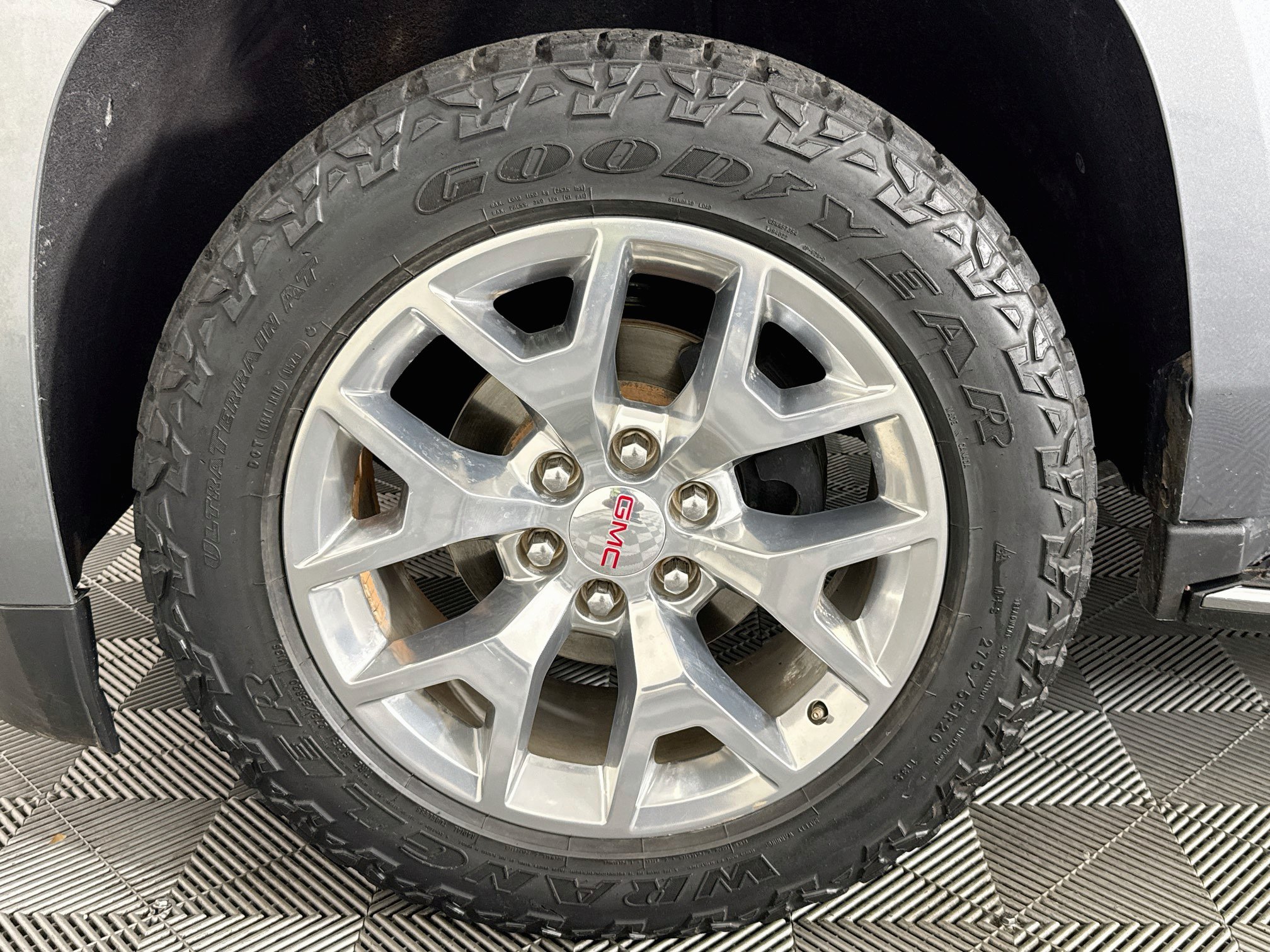 Used 2019 GMC Yukon SLT RWD image 34