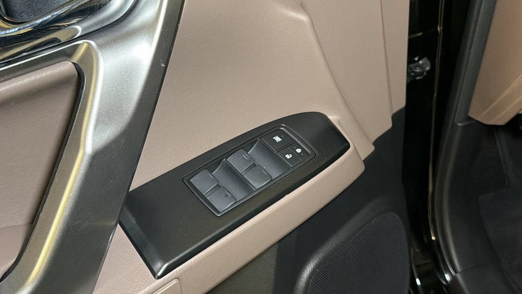 Certified 2023 Lexus GX 460 Premium AWD/4WD image 19