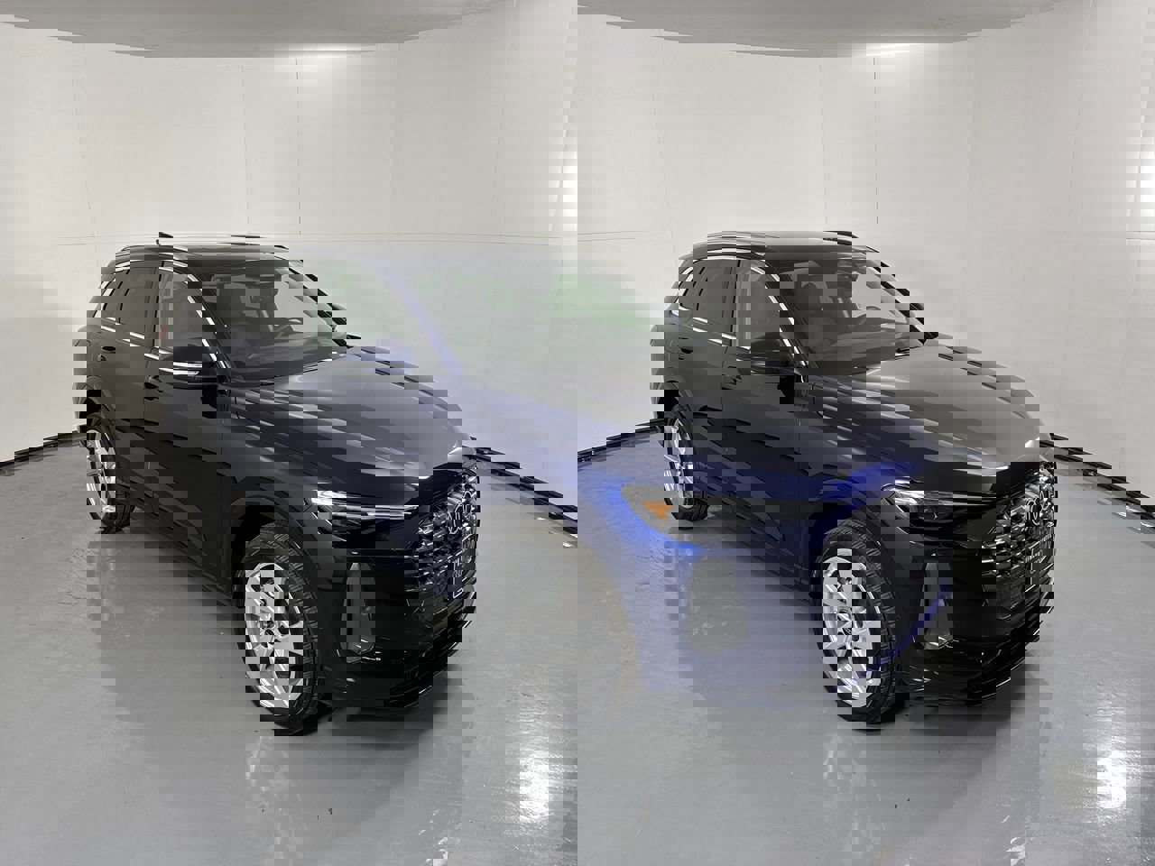 Used 2025 Audi Q5 Premium Plus w/ Premium Plus image 32