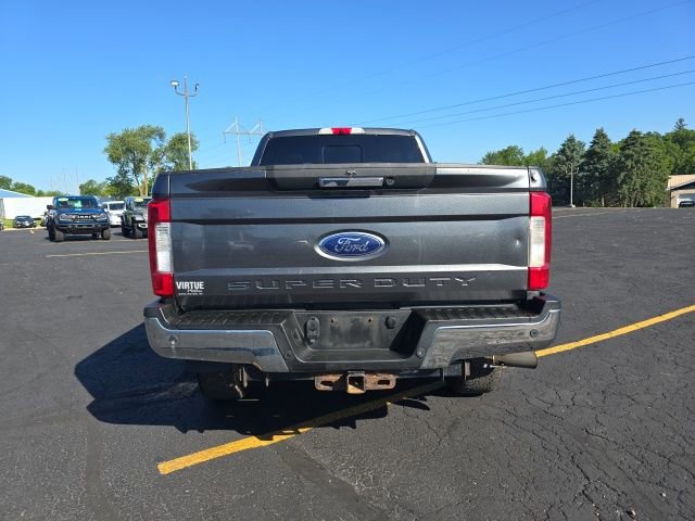 Used 2018 Ford F350 Lariat w/ Chrome Package AWD/4WD image 7
