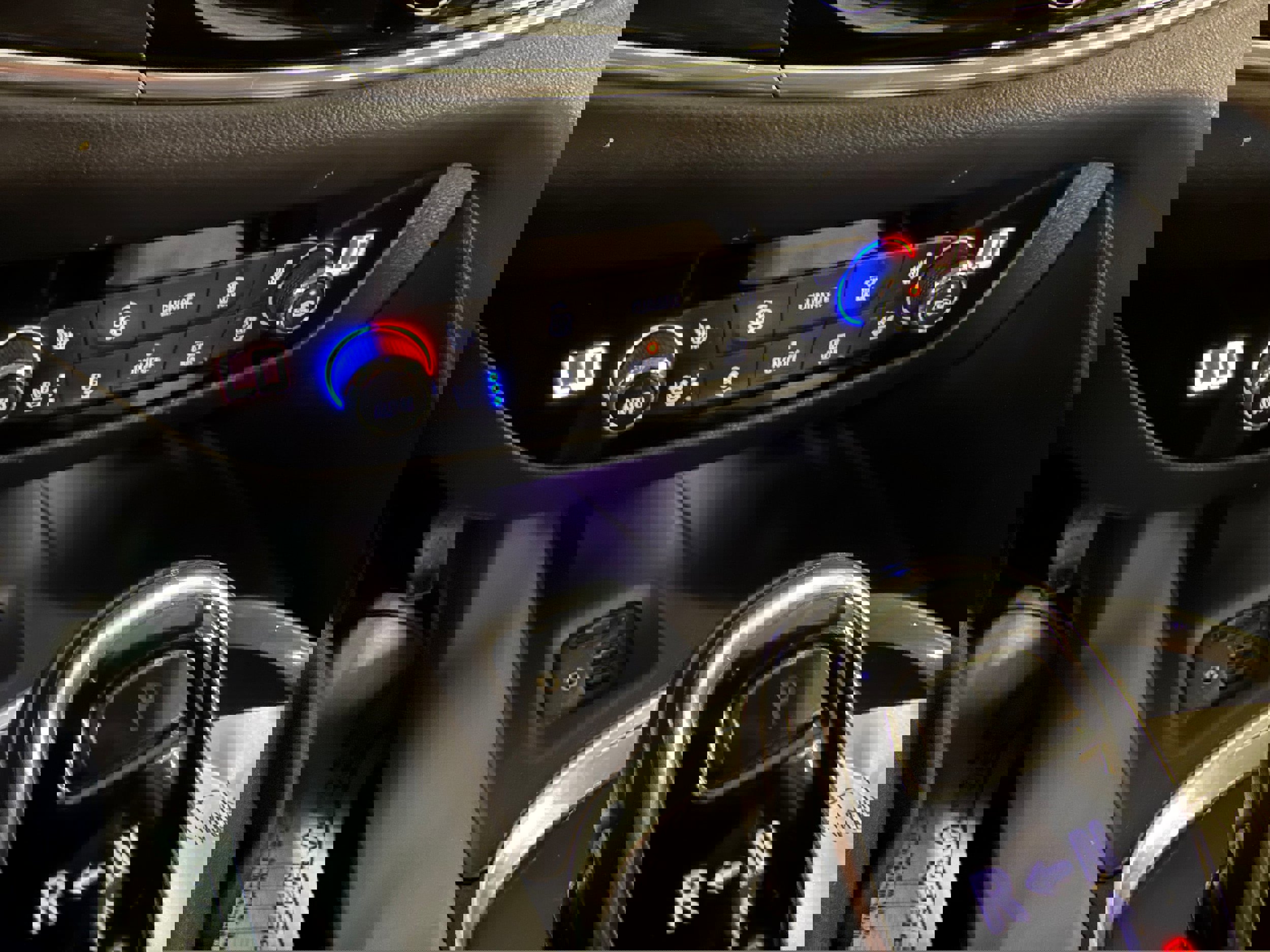 Used 2020 Buick Enclave Premium w/ Surround and Sites Package image 45