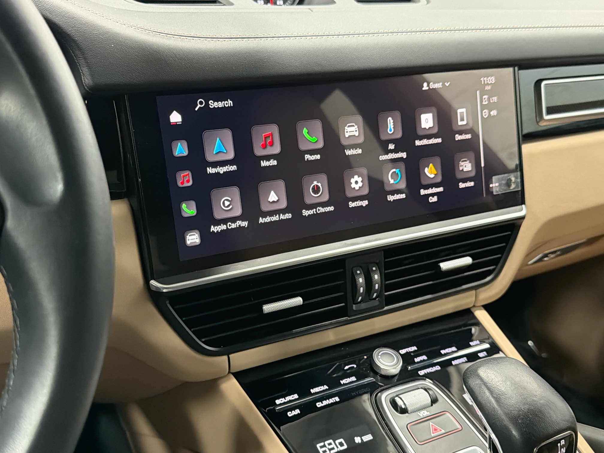 Certified 2023 Porsche Cayenne Turbo AWD/4WD image 28
