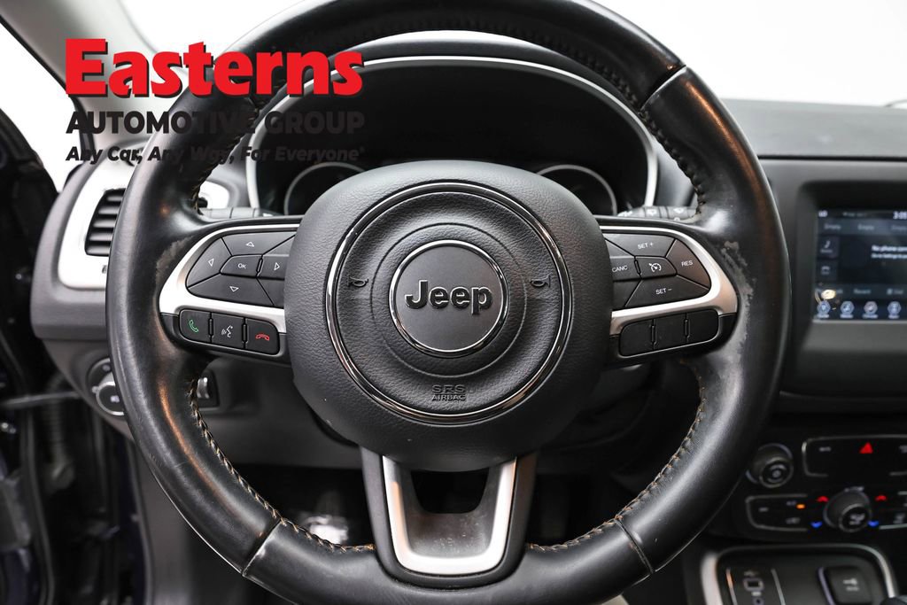 Used 2019 Jeep Compass Latitude FWD image 10