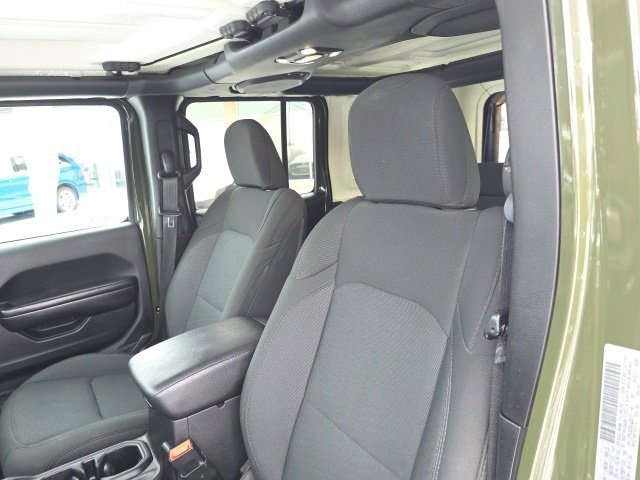 Used 2020 Jeep Wrangler Unlimited Sport S image 12