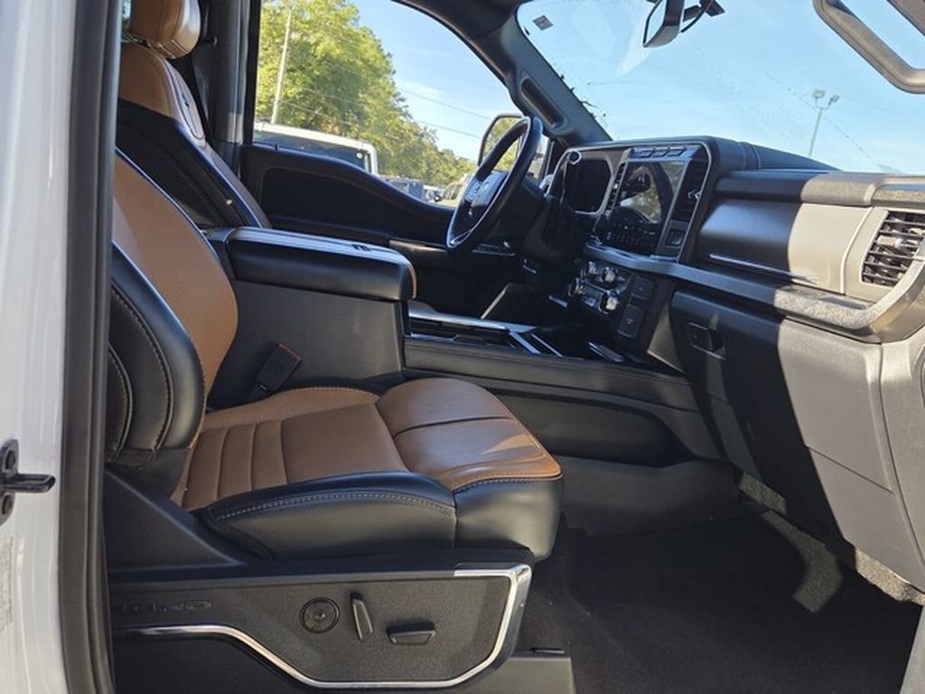Used 2024 Ford F250 Platinum AWD/4WD image 20
