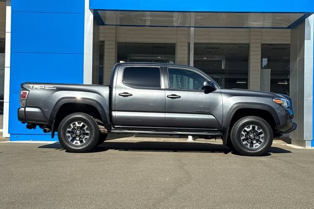 Used 2021 Toyota Tacoma TRD Off-Road w/ Technology Package RWD image 4