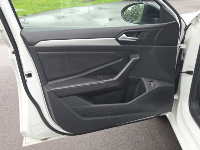Used 2024 Volkswagen Jetta Sport FWD image 20