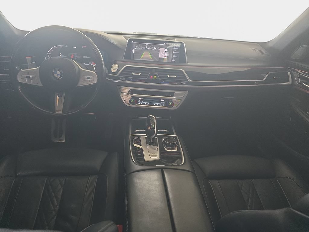 Used 2021 BMW 750i xDrive w/ Executive Package AWD/4WD image 10