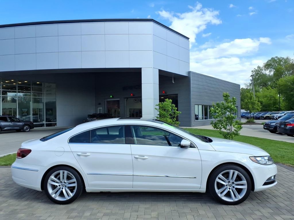 Used 2014 Volkswagen CC Executive FWD image 8