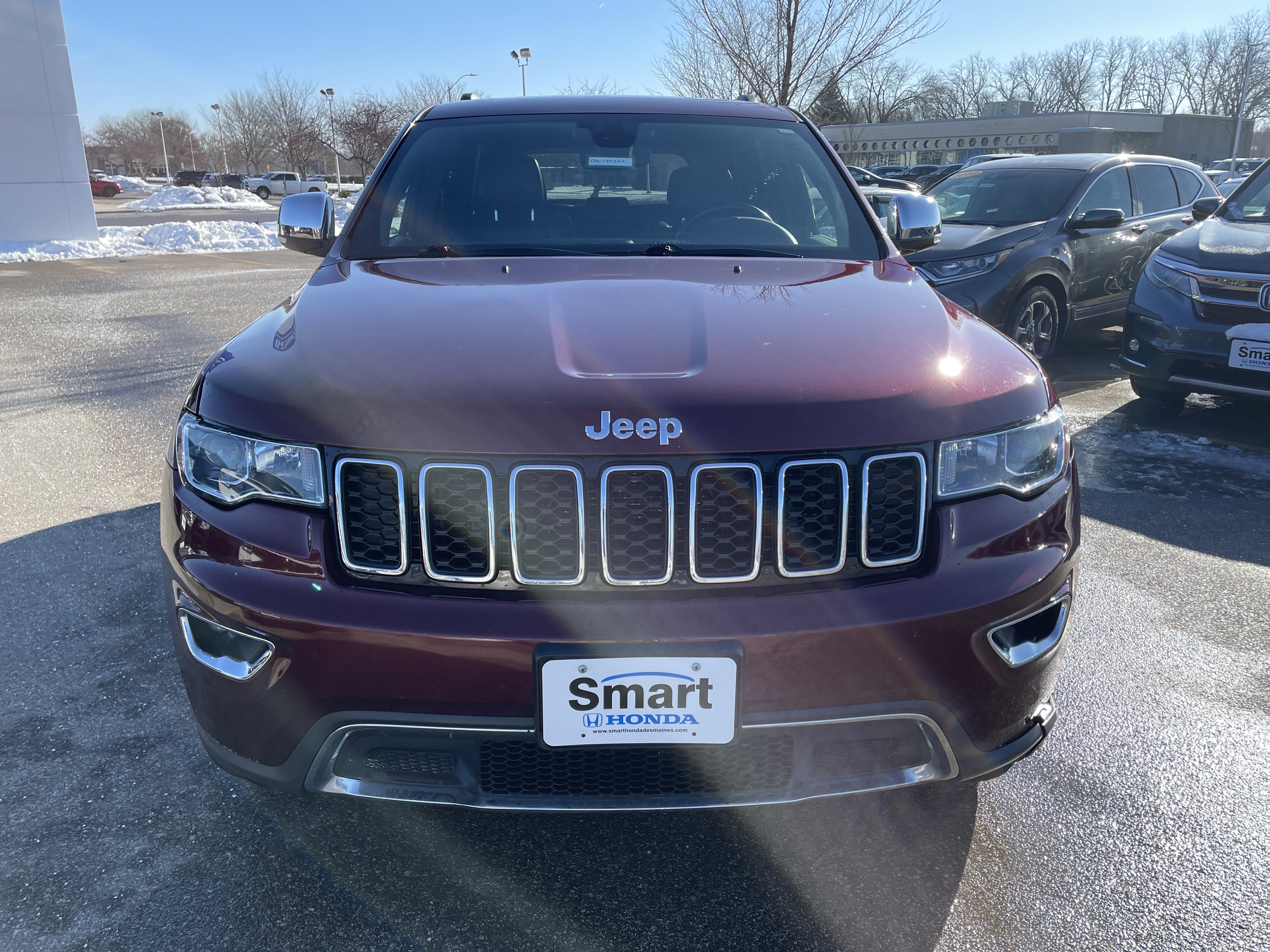 Used 2020 Jeep Grand Cherokee Limited w/ Luxury Group II image 3