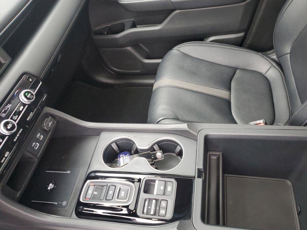 Used 2023 Honda Pilot Touring image 25