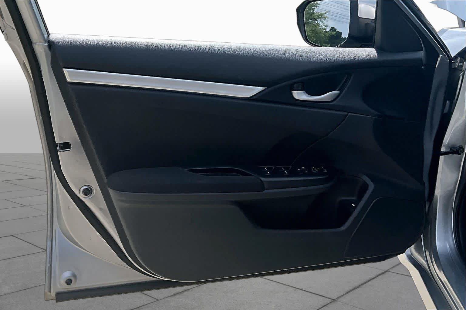 Used 2019 Honda Civic LX image 24