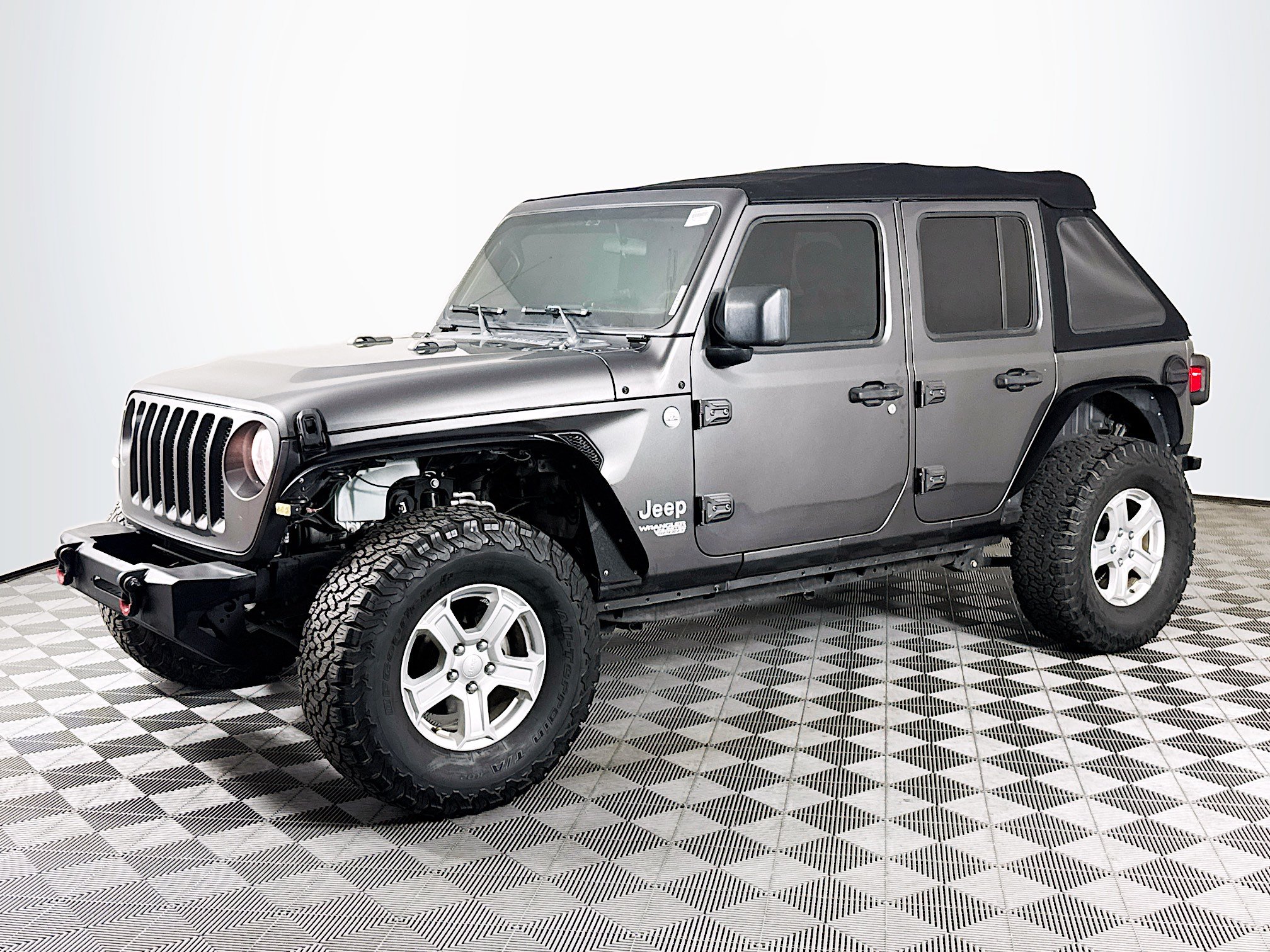 Used 2019 Jeep Wrangler Unlimited Sport S AWD/4WD image 4
