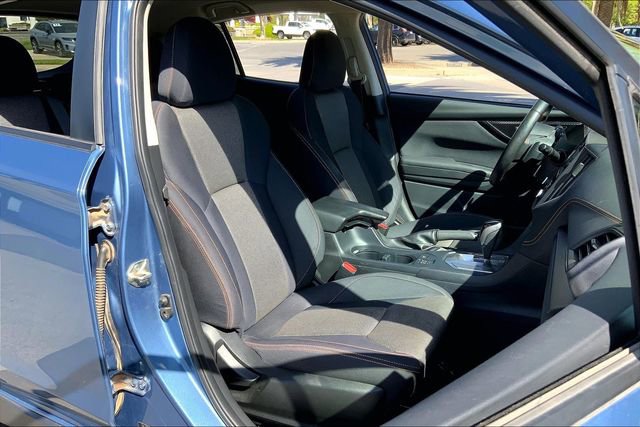 Used 2022 Subaru Crosstrek 2.0i Premium image 7