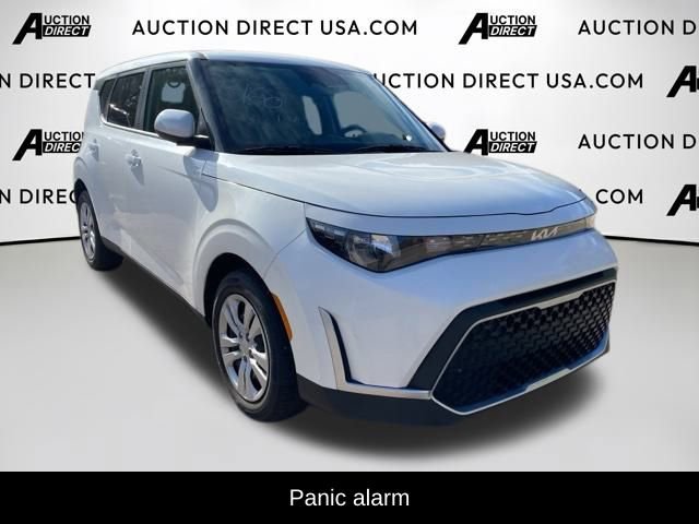 Used 2023 Kia Soul LX image 8