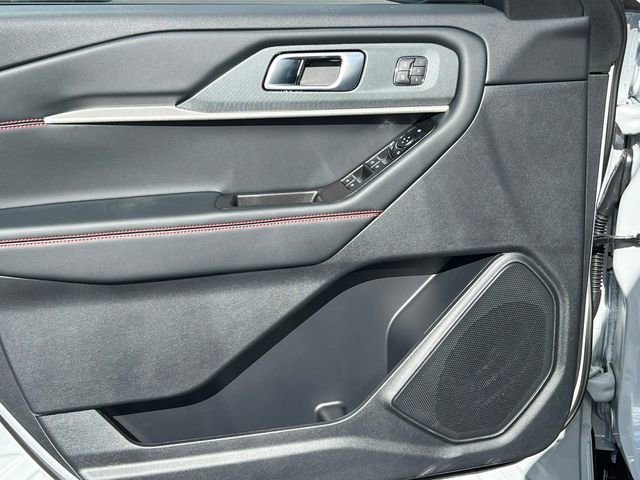 New 2026 Ford Explorer ST-Line w/ ST-Line Street Pack image 17