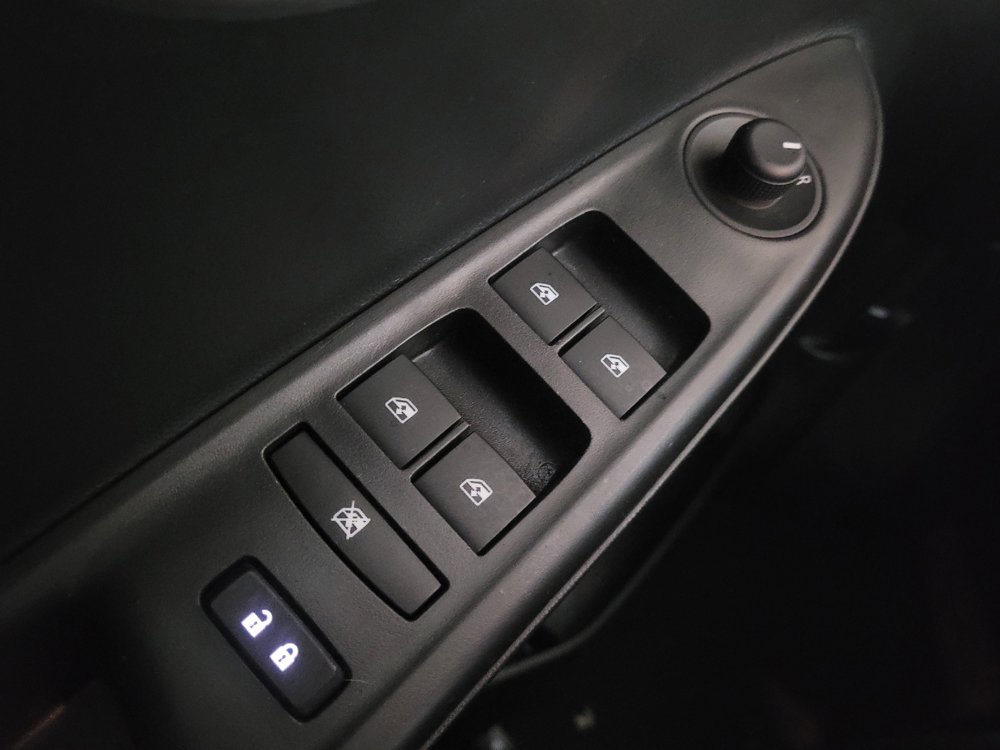 Used 2016 Chevrolet Spark LT image 27