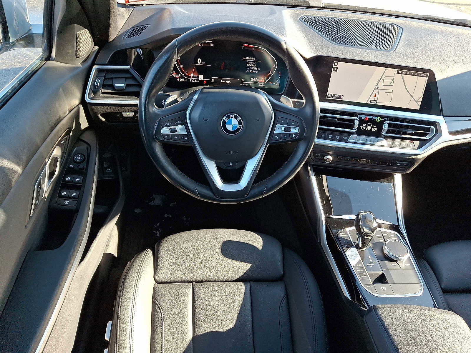 Used 2019 BMW 330i xDrive Sedan w/ Driving Assistance Package image 12