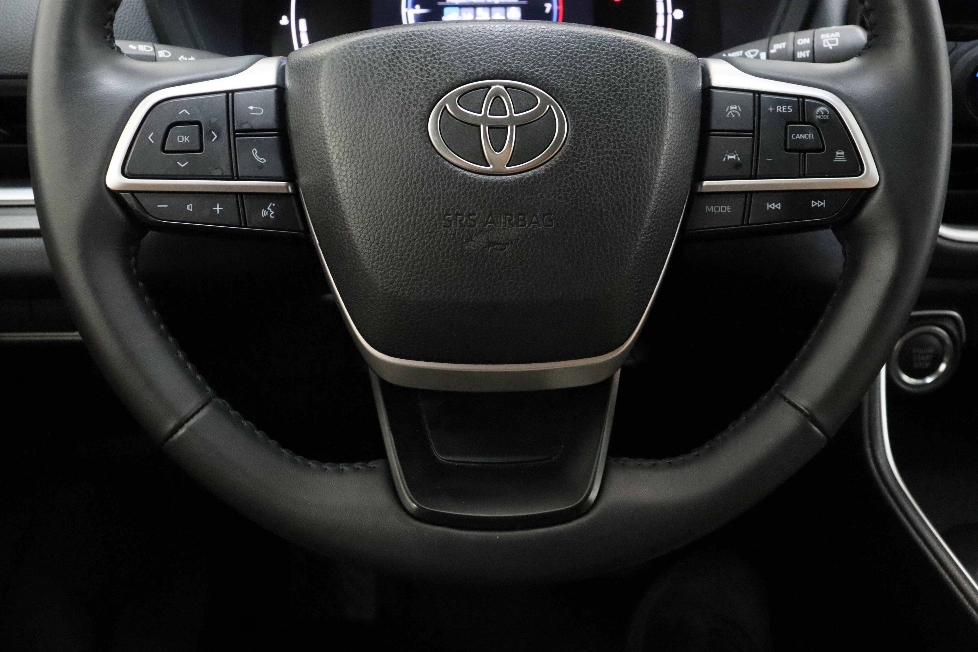 Certified 2025 Toyota Grand Highlander FWD image 25
