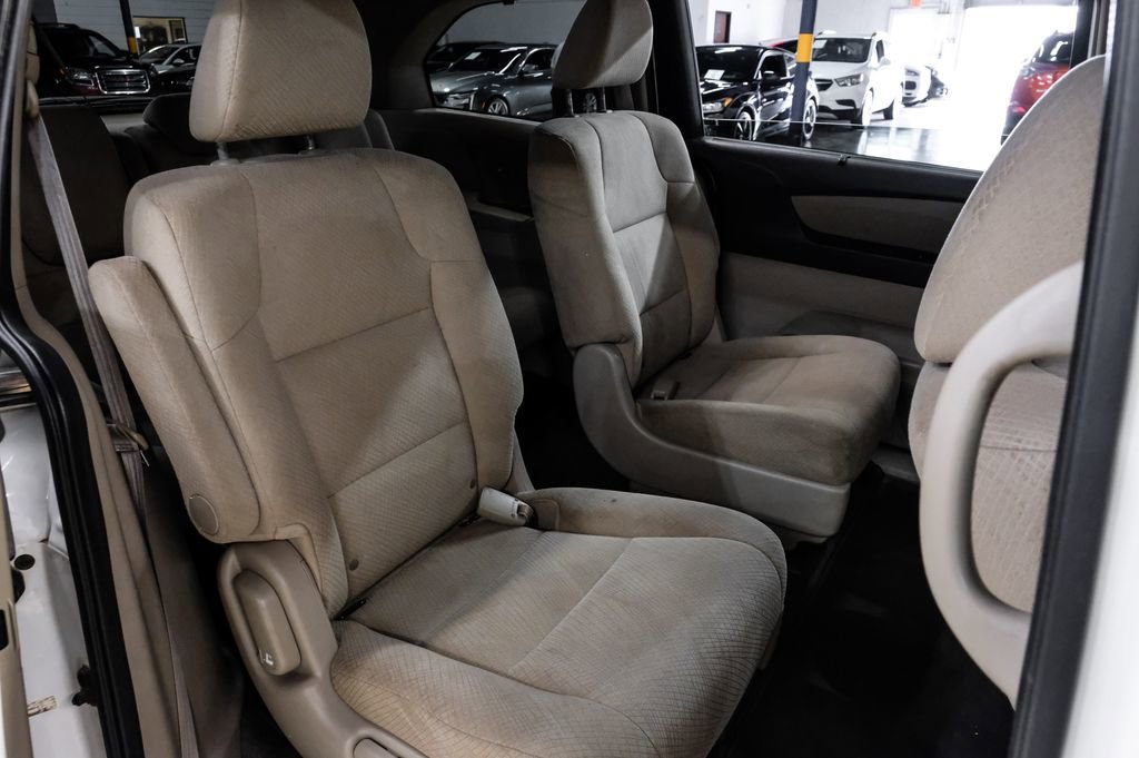 Used 2017 Honda Odyssey SE image 46