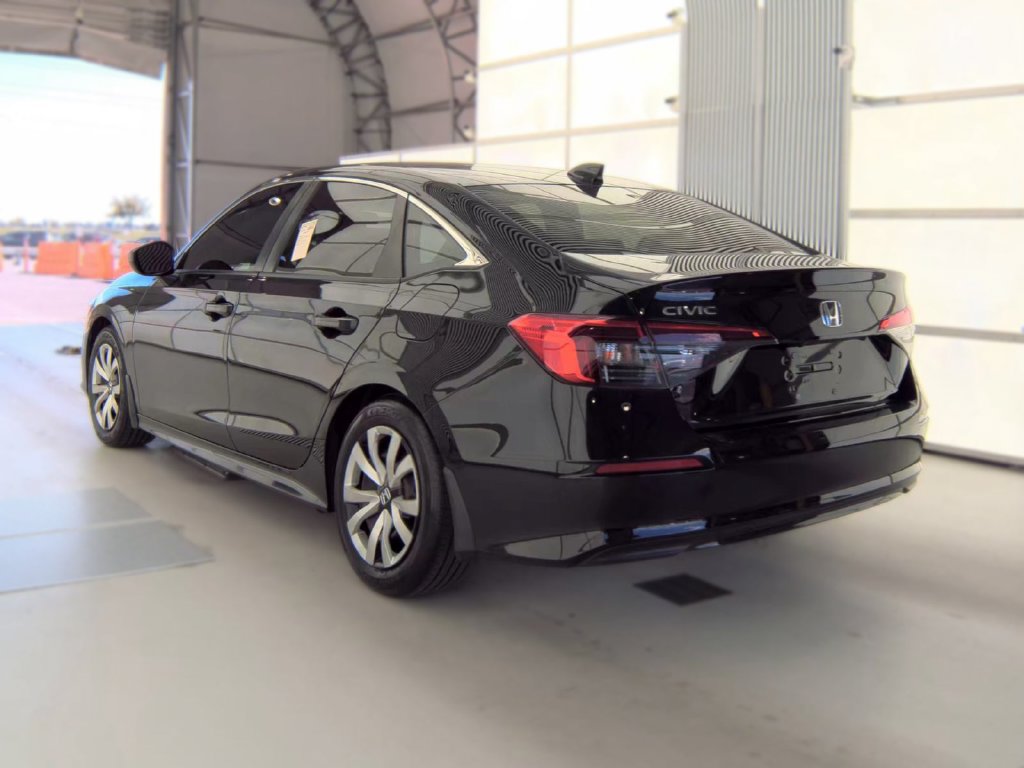 Used 2024 Honda Civic LX image 4
