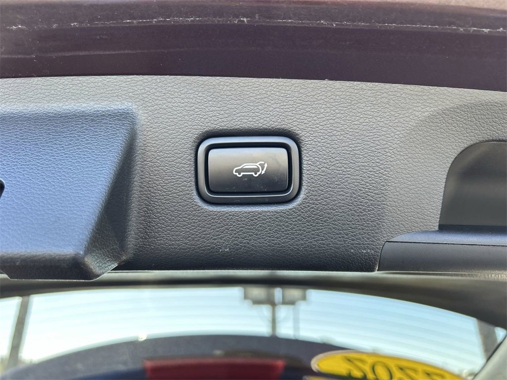 Used 2022 Kia Telluride EX w/ EX Premium Package image 18