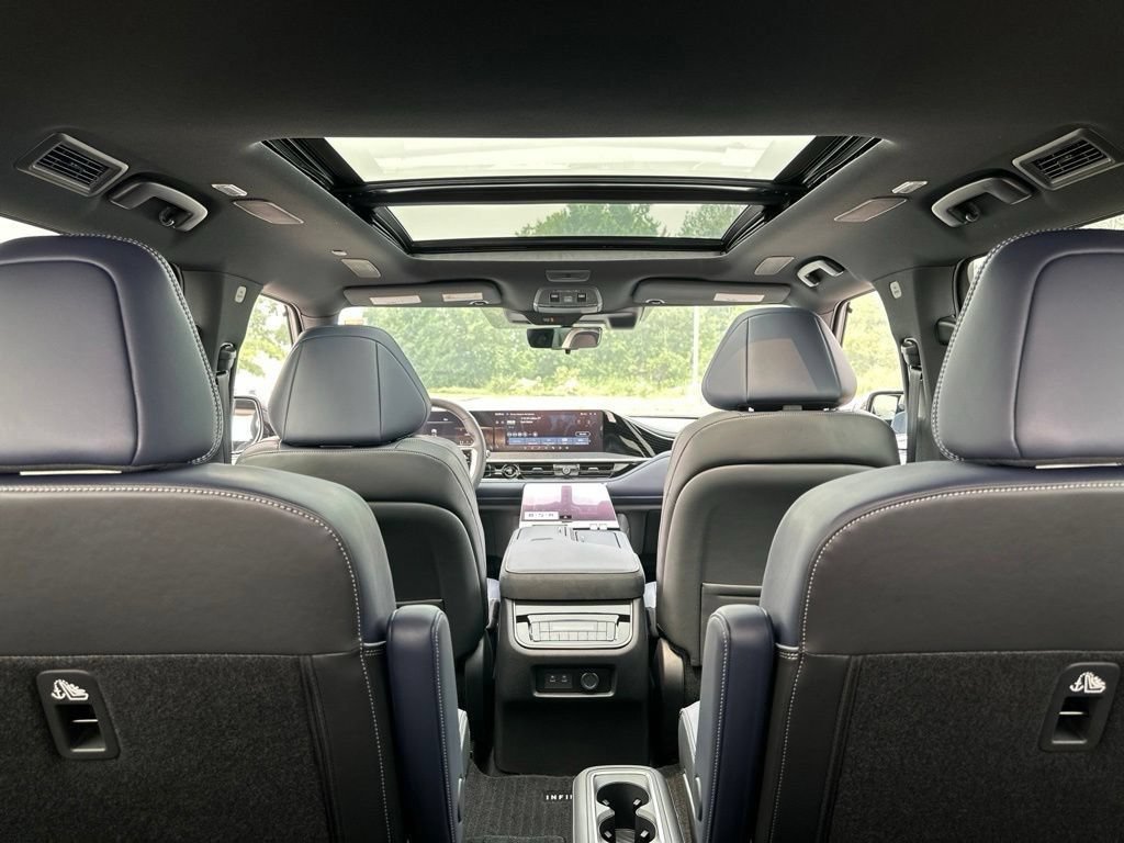 New 2027 INFINITI QX80 Sensory w/ Sport Exterior Package AWD/4WD image 28