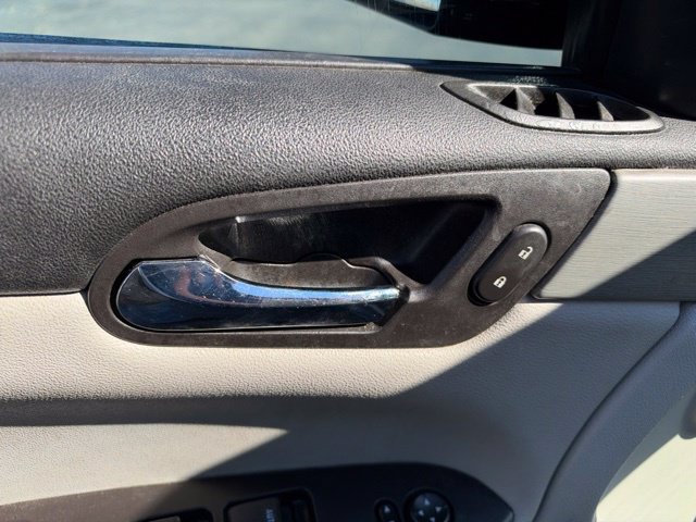 Used 2007 Chevrolet Impala LT FWD image 19
