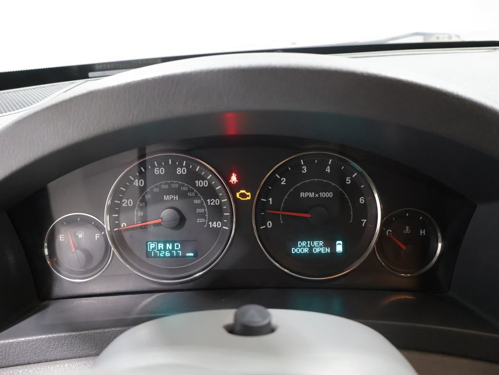 Used 2005 Jeep Grand Cherokee Limited RWD image 35