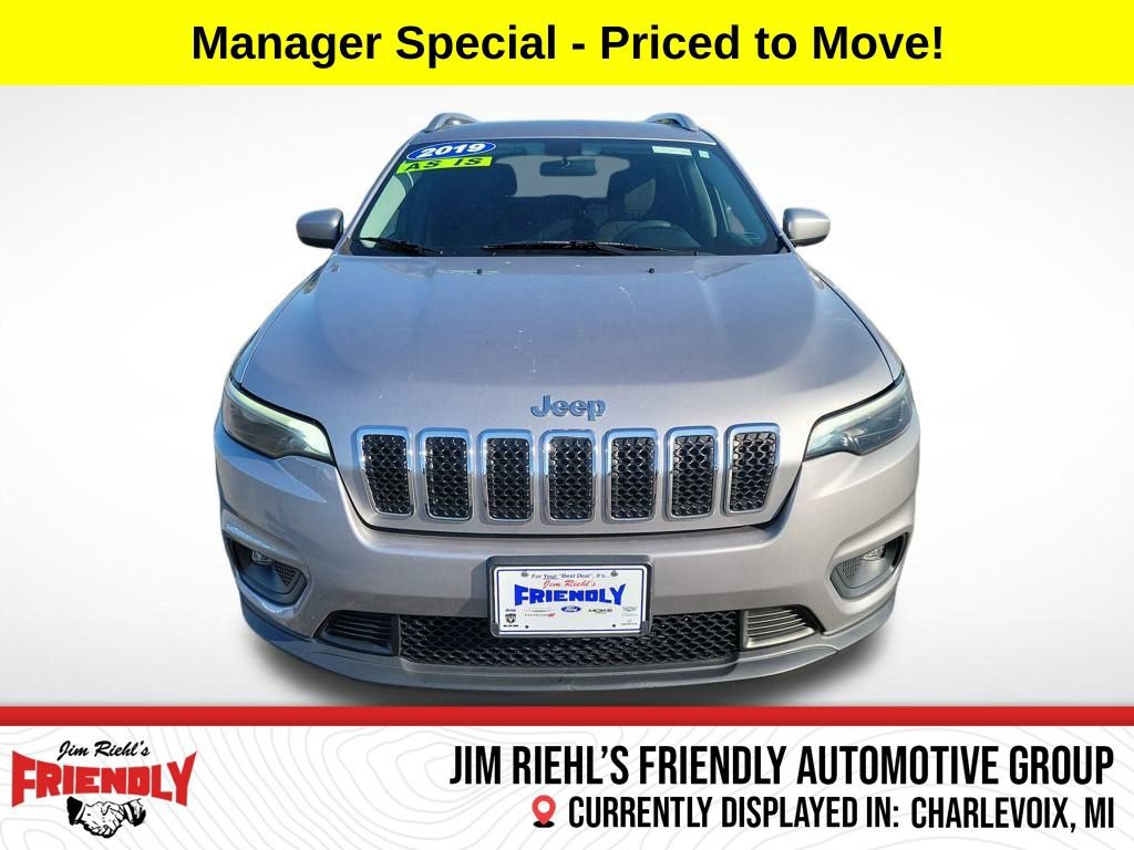 Used 2019 Jeep Cherokee Latitude w/ Popular Appearance Group image 15