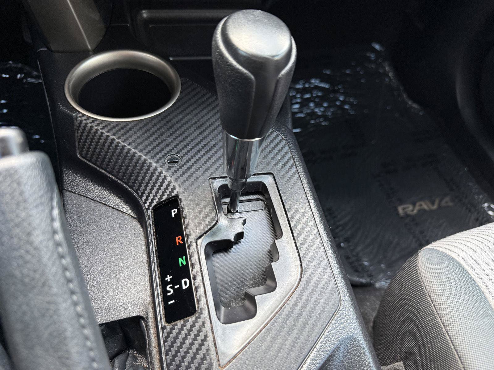 Used 2013 Toyota RAV4 LE FWD image 20