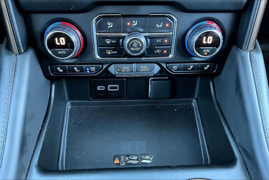 Used 2024 Chevrolet Tahoe High Country image 15