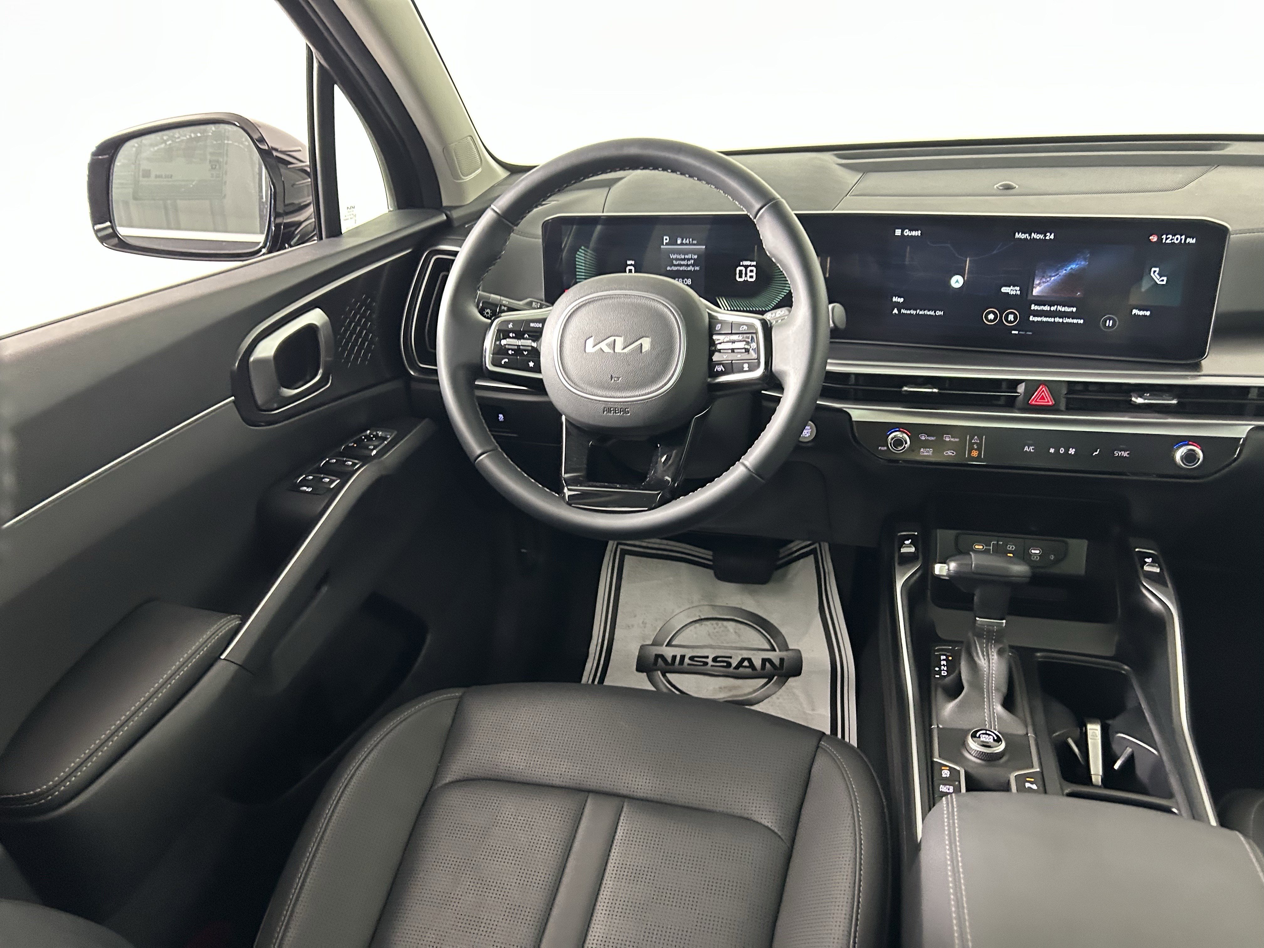 Used 2025 Kia Sorento S w/ Panoramic Sunroof Package image 36