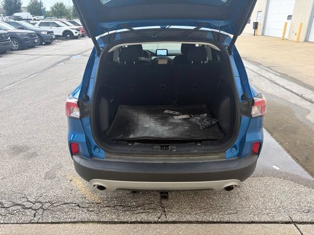 Used 2021 Ford Escape SE w/ Convenience Package FWD image 15