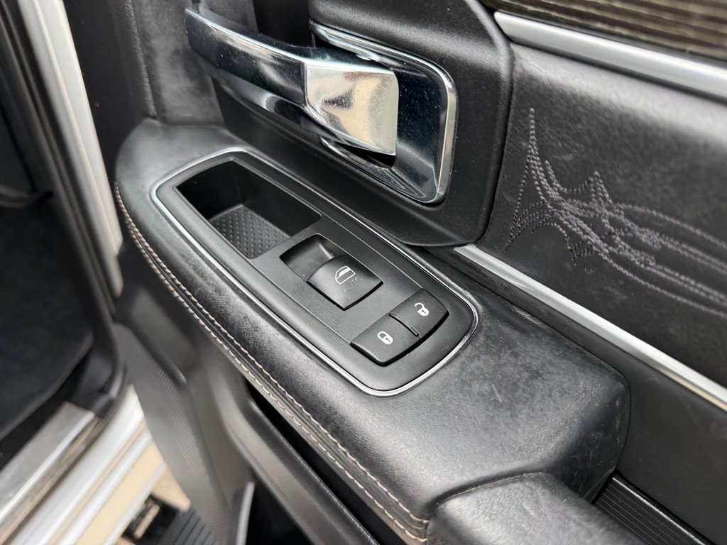 Used 2016 RAM 3500 Laramie Longhorn image 29