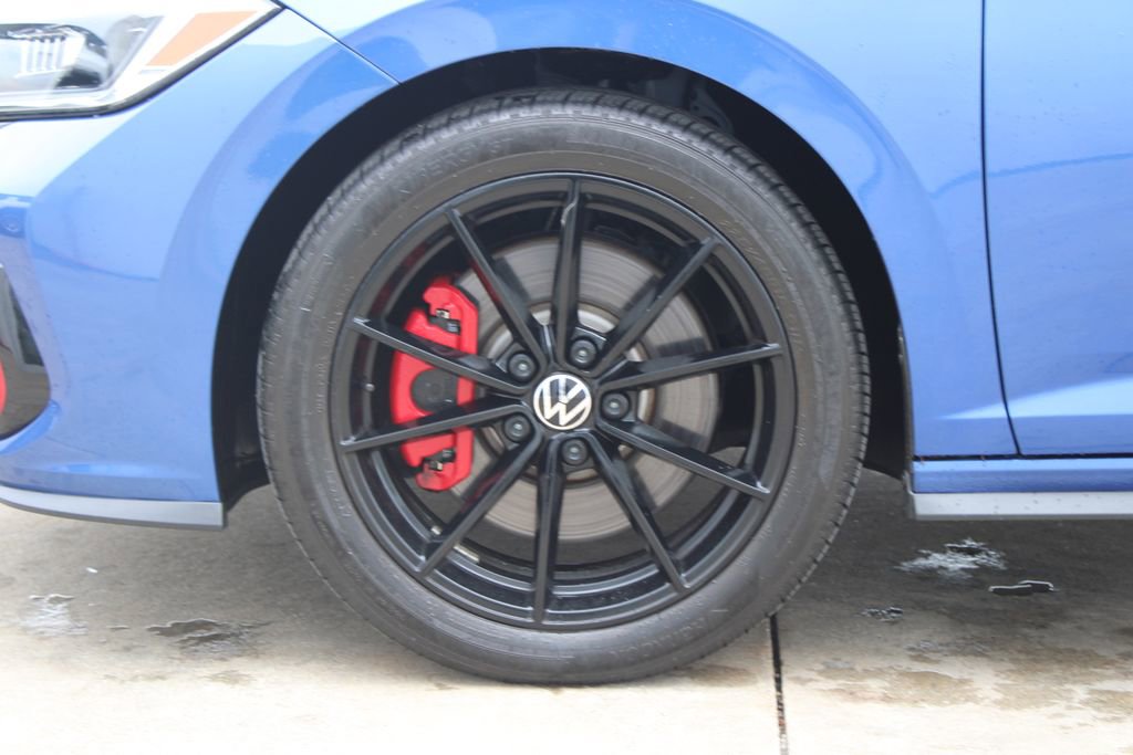 Certified 2024 Volkswagen Jetta GLI 40th Anniversary Edition image 28