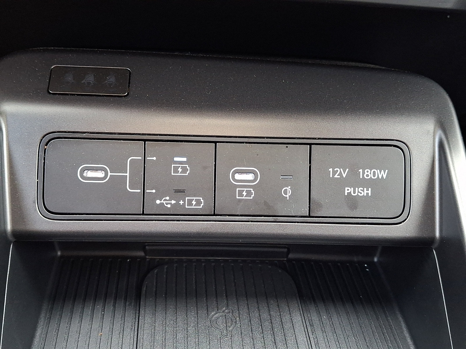 Certified 2026 Hyundai Kona SEL Premium AWD/4WD image 22