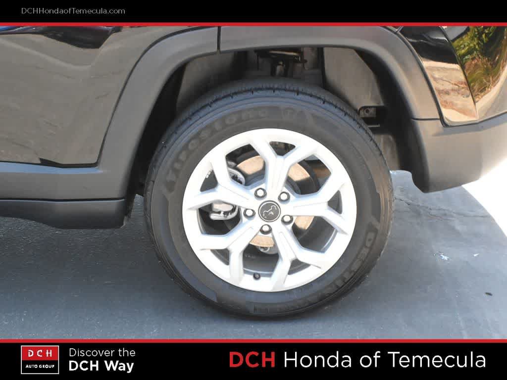 Used 2025 Jeep Compass Sport AWD/4WD image 22