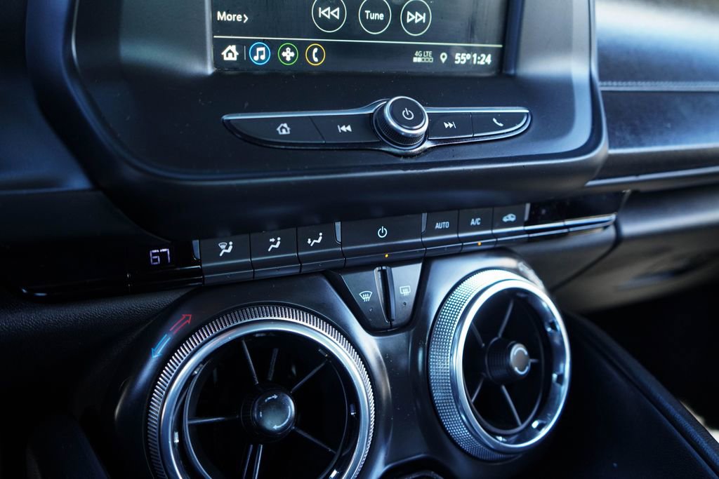 Used 2019 Chevrolet Camaro LT image 21